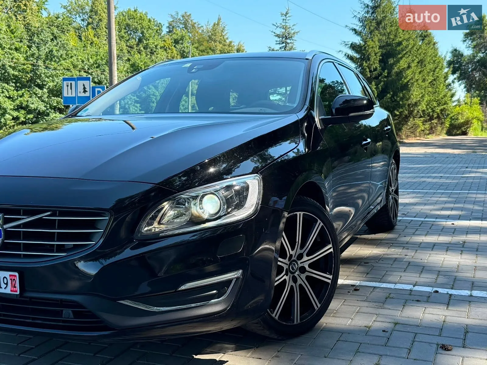2015 Volvo V60 - мініатюра 11