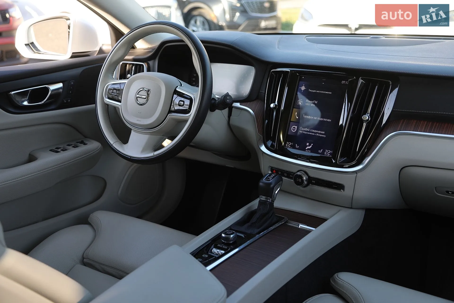2019 Volvo V60 - мініатюра 18