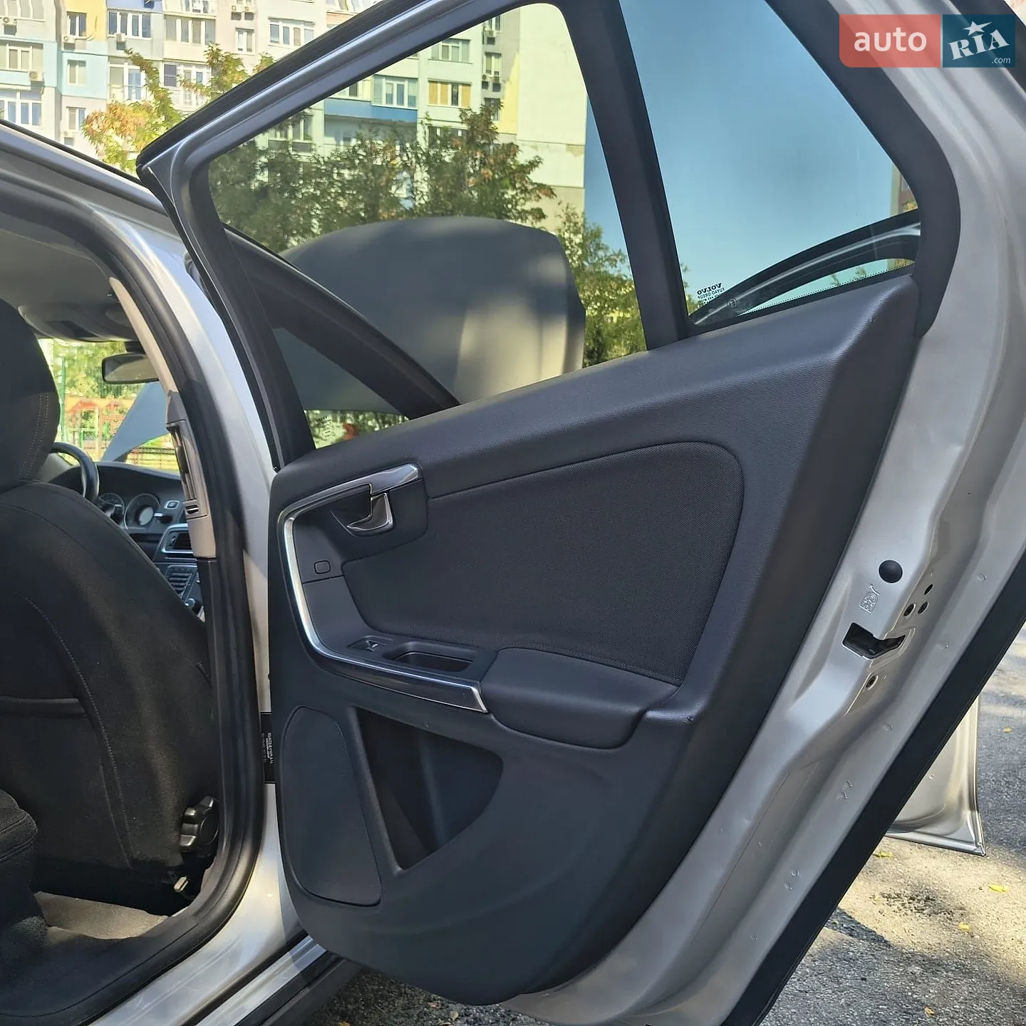 2011 Volvo V60 - мініатюра 13