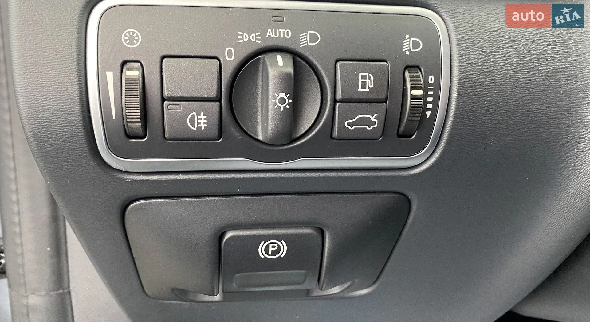 2018 Volvo V60 - мініатюра 19
