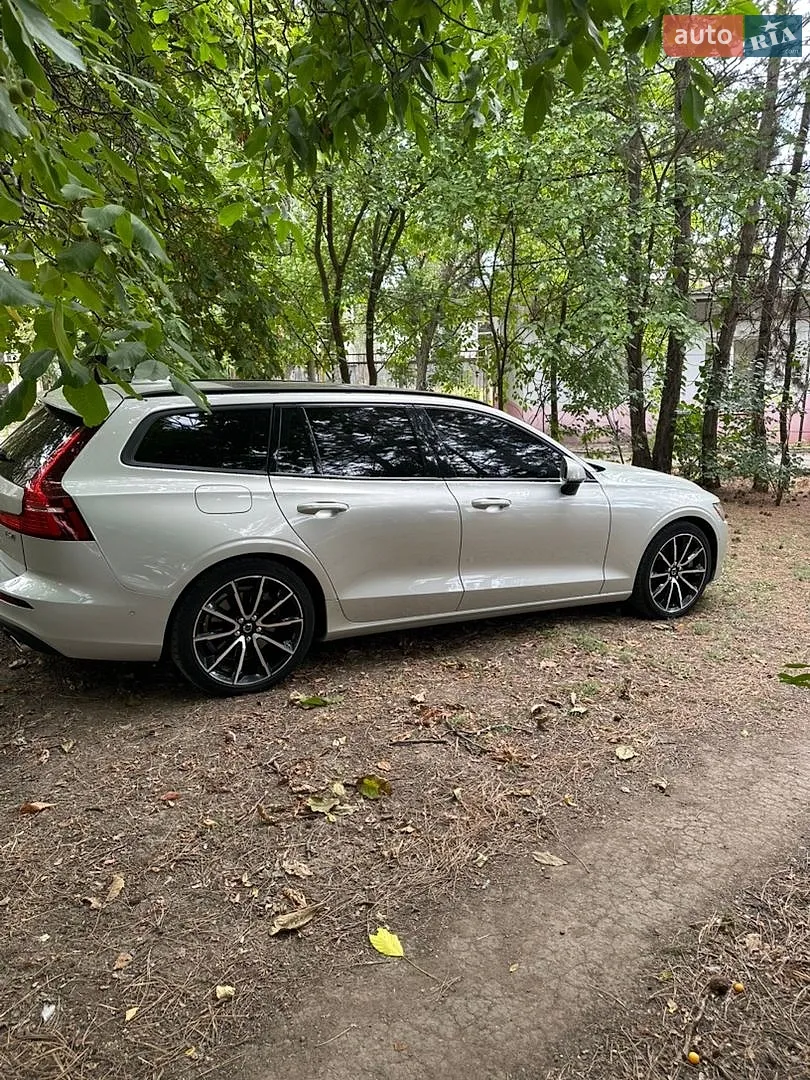 2018 Volvo V60 - мініатюра 4
