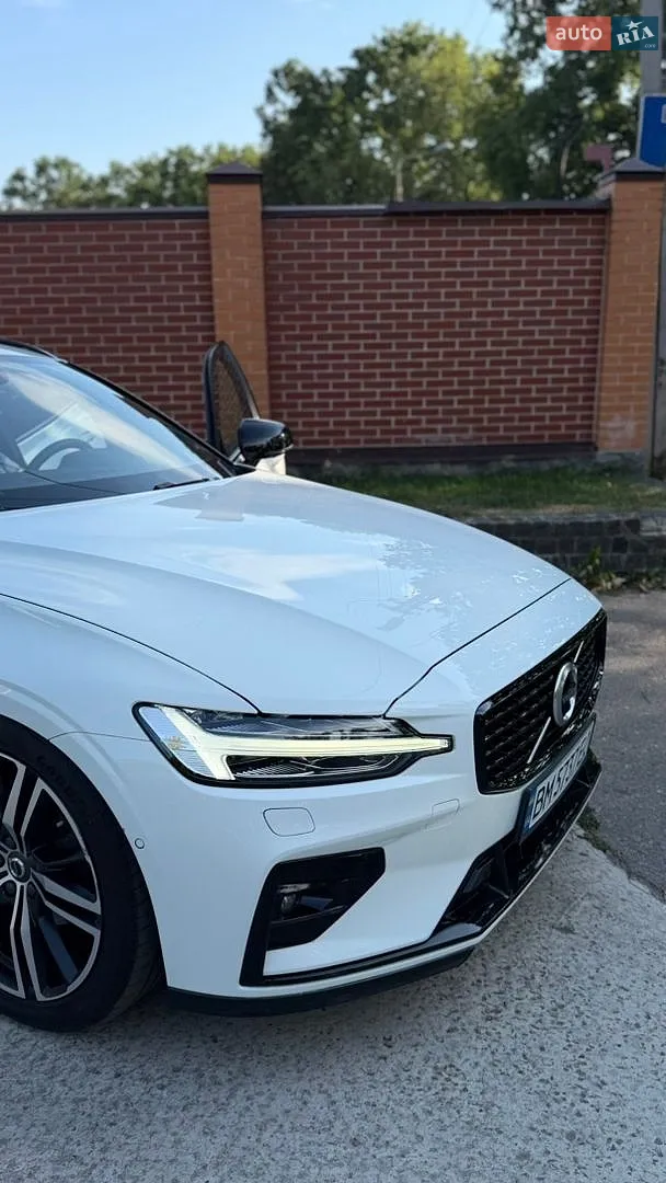 2019 Volvo V60 - мініатюра 4