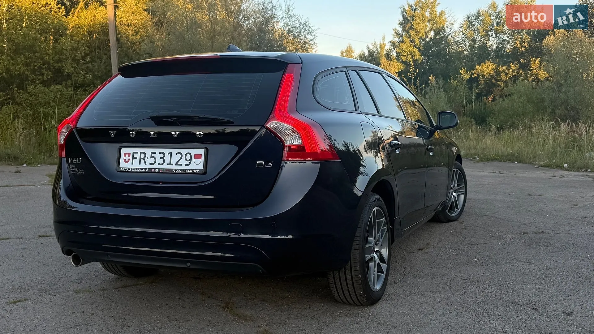 2016 Volvo V60 - мініатюра 12