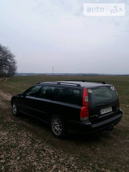 Універсал Volvo V70 2001 в Ромнах