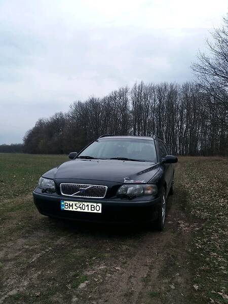 Універсал Volvo V70 2001 в Ромнах