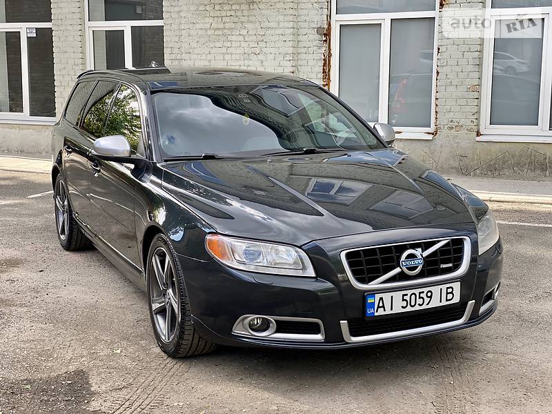 Универсал Volvo V70 2013 в Киеве