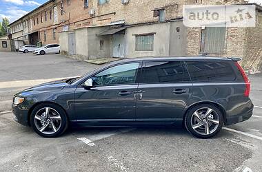 Универсал Volvo V70 2013 в 