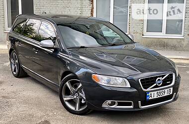 Универсал Volvo V70 2013 в Киеве