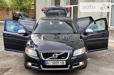 Универсал Volvo V70 2013 в 