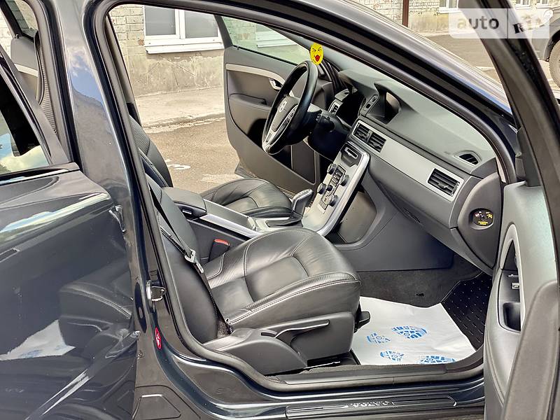Универсал Volvo V70 2013 в Киеве