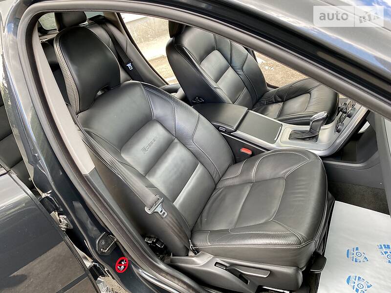 Универсал Volvo V70 2013 в Киеве