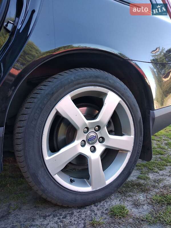 Универсал Volvo V70 2009 в Луцке