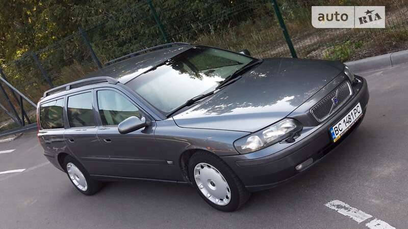 Универсал Volvo V70 2002 в 