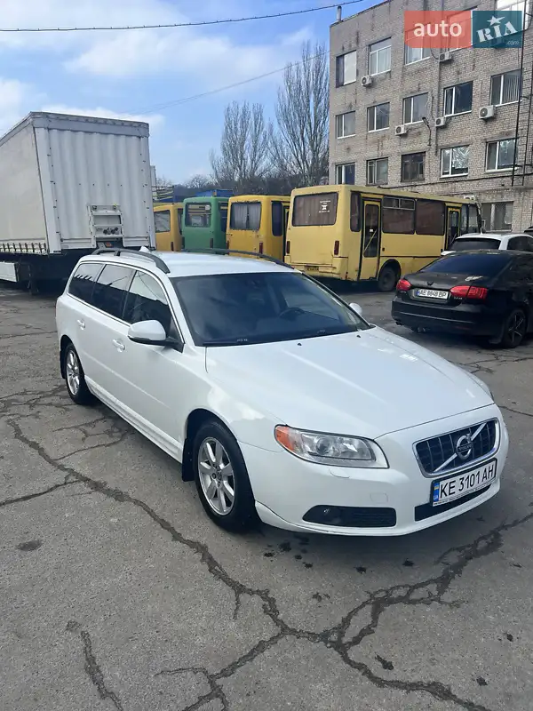 Volvo V70