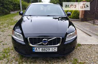 Універсал Volvo V70 2010 в Долині