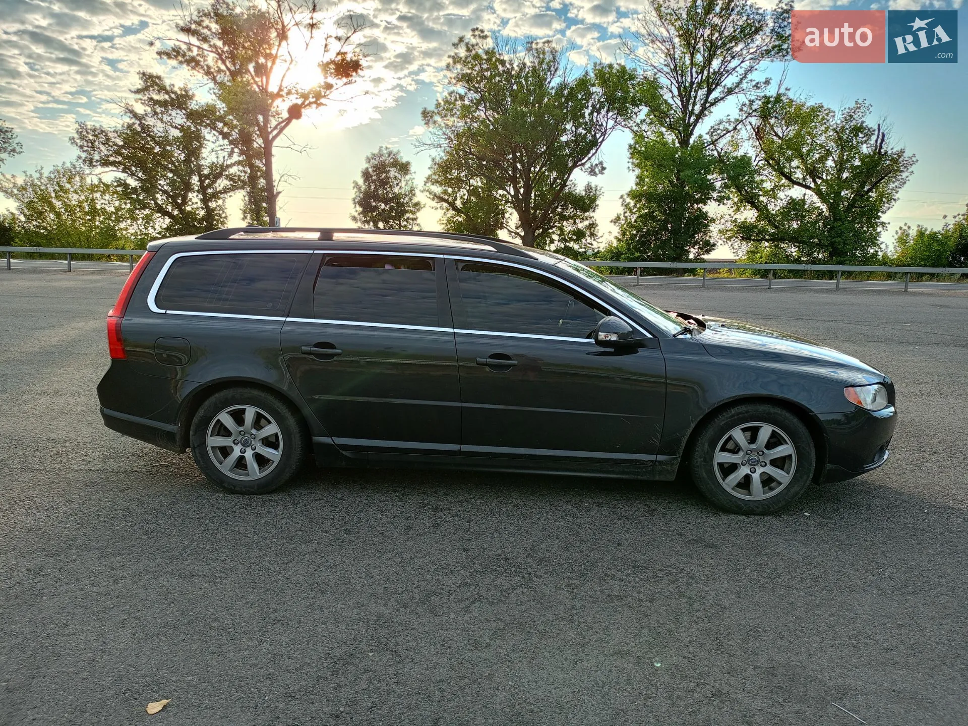2011 Volvo V70 - мініатюра 2