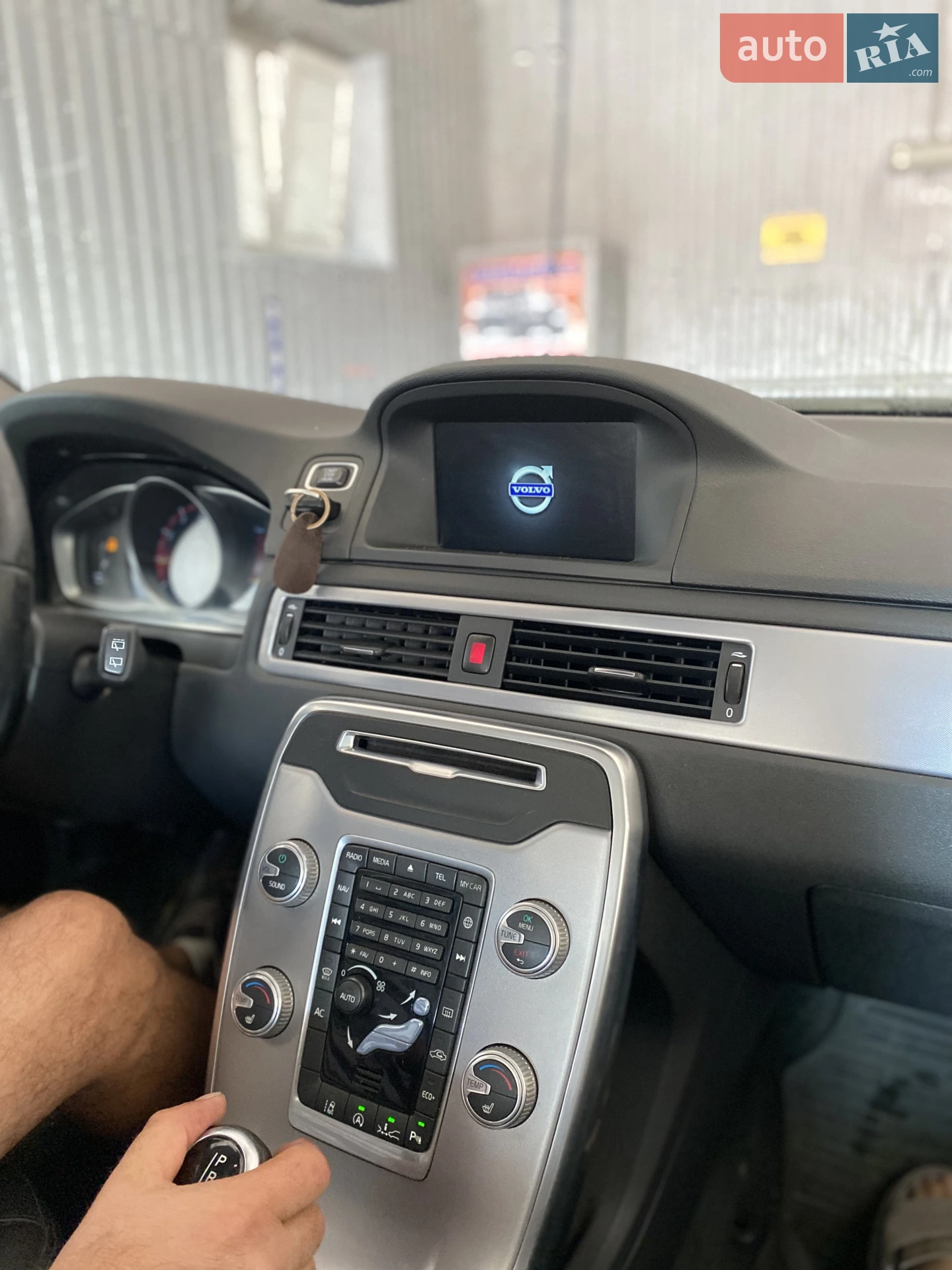 2016 Volvo V70 - мініатюра 9