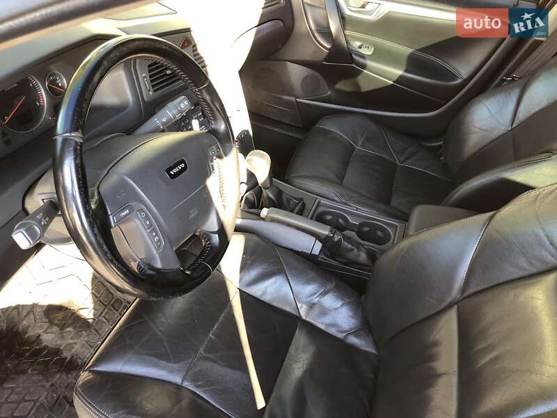 Универсал Volvo V70 2002 в Одессе