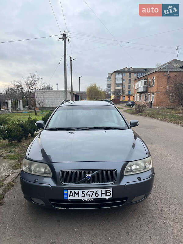 Универсал Volvo V70 2007 в Коростене