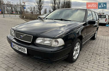 Універсал Volvo V70 2000 в Черкасах