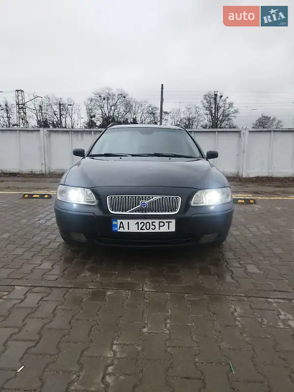 Volvo V70 2005