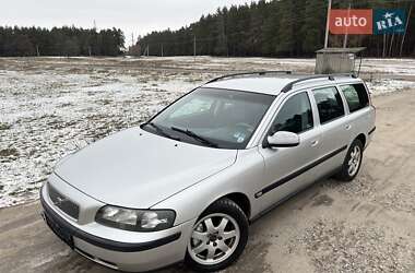 Універсал Volvo V70 2004 в Черкасах