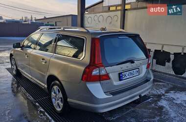 Універсал Volvo V70 2010 в Рівному