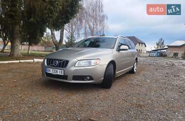 Універсал Volvo V70 2009 в Дубні