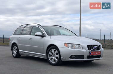 Універсал Volvo V70 2010 в Радивиліві