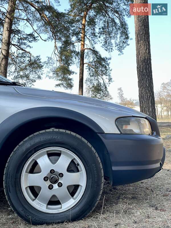 Универсал Volvo V70 2001 в Киеве фото 7 Универсал Volvo V70 2001 в Киеве