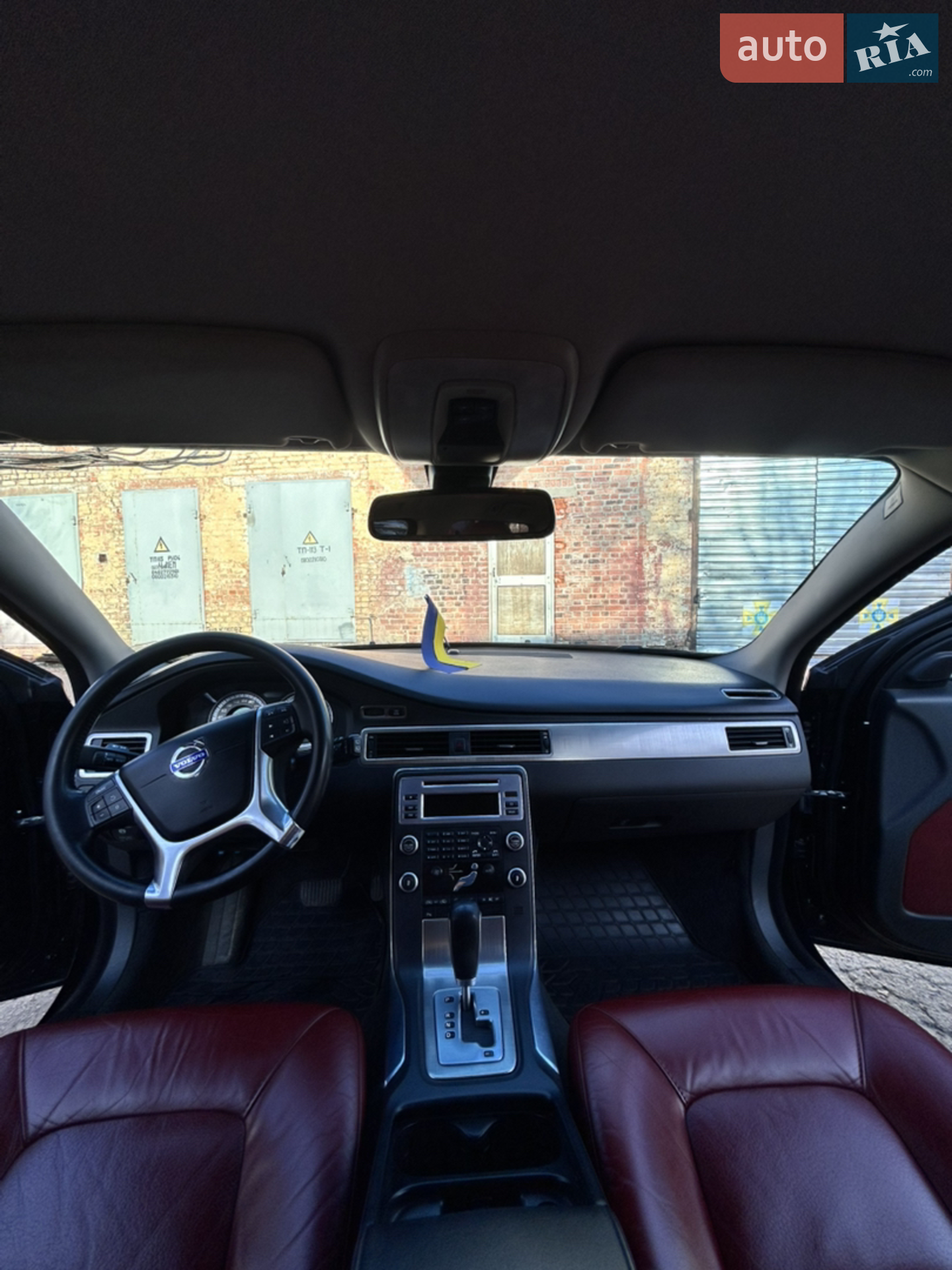 2011 Volvo V70 - мініатюра 15