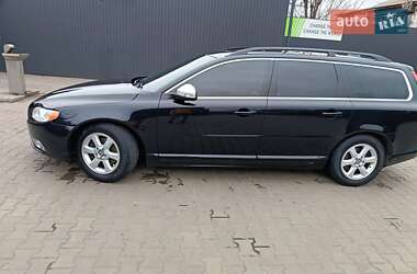 Универсал Volvo V70 2010 в 