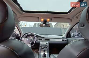 Универсал Volvo V70 2010 в 