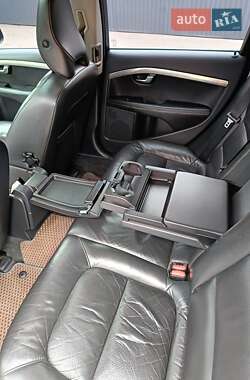 Универсал Volvo V70 2010 в 