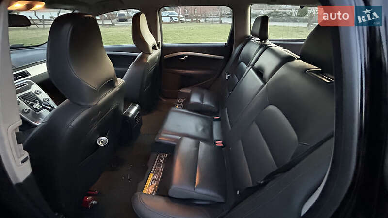 Универсал Volvo V70 2014 в Гайвороне