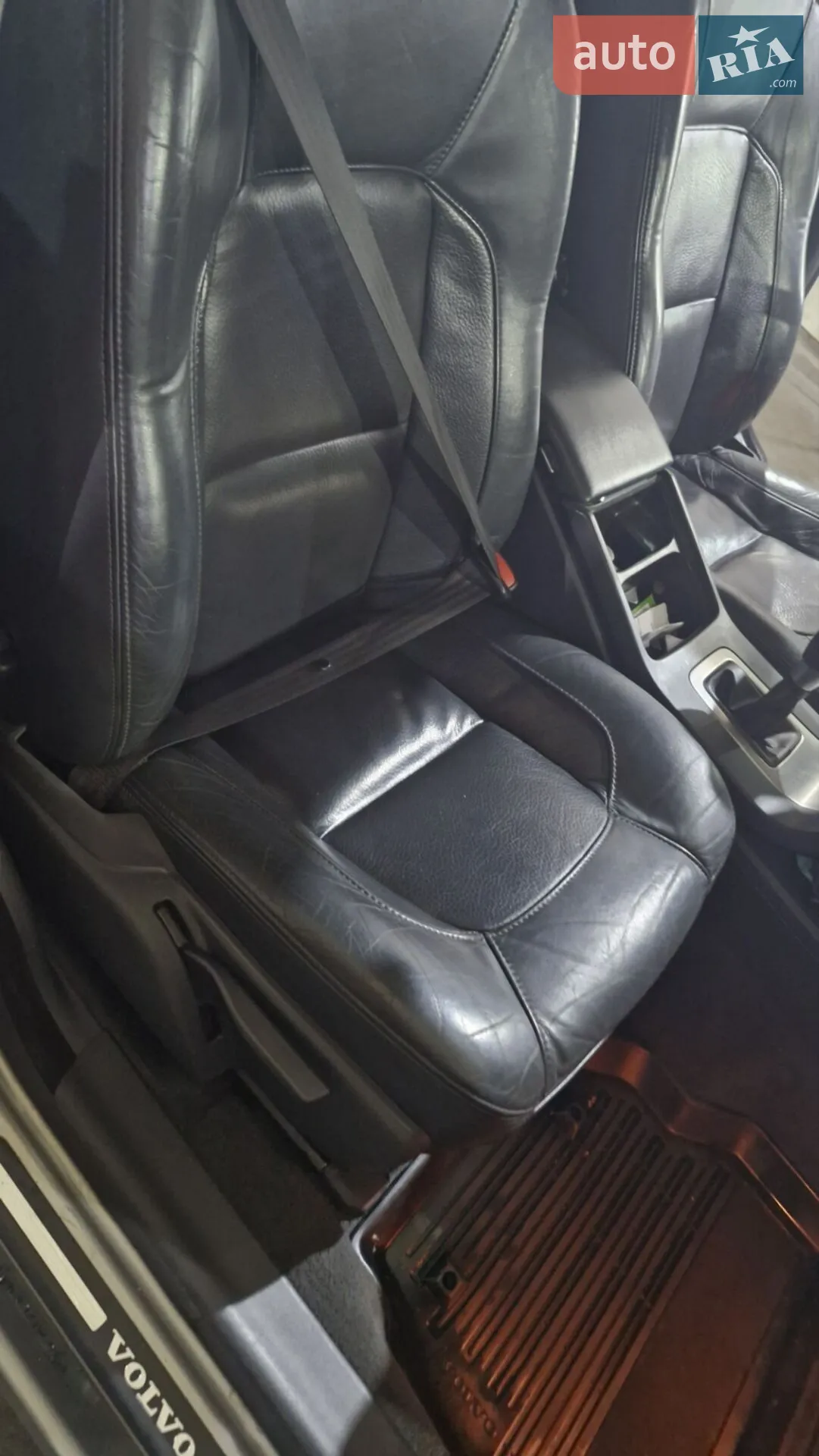 2010 Volvo V70 - мініатюра 6
