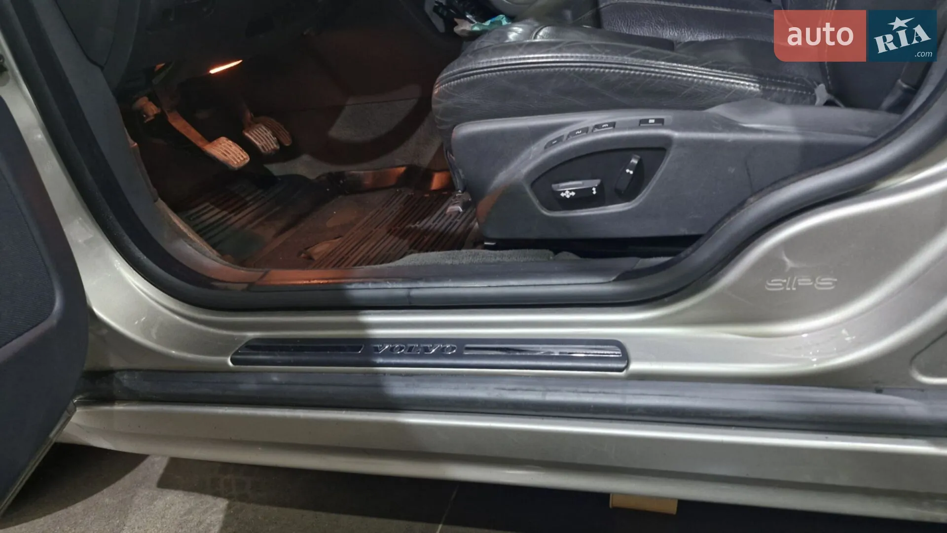 2010 Volvo V70 - мініатюра 19