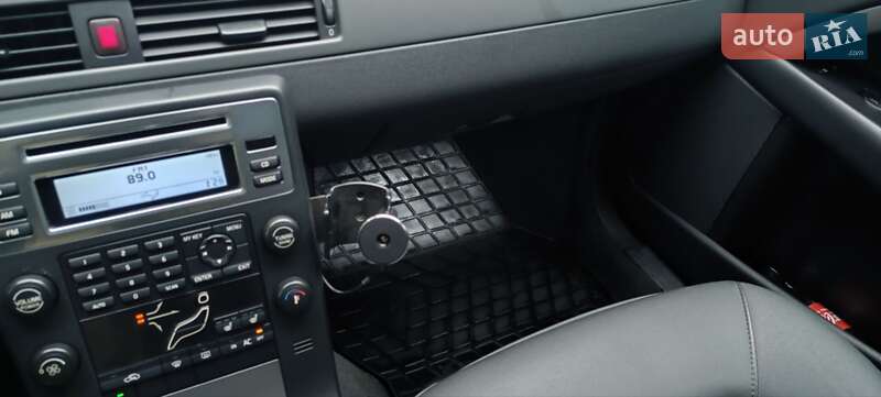 Универсал Volvo V70 2008 в Черновцах