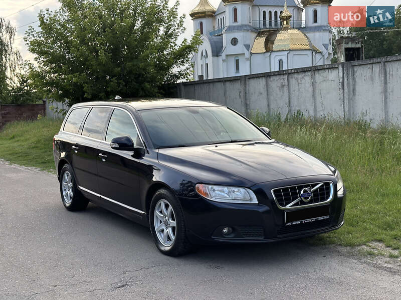 Volvo V70 2011