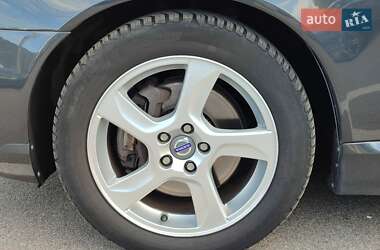 Универсал Volvo V70 2011 в 