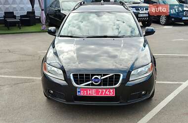 Универсал Volvo V70 2011 в 
