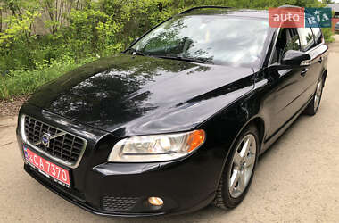 Универсал Volvo V70 2010 в 