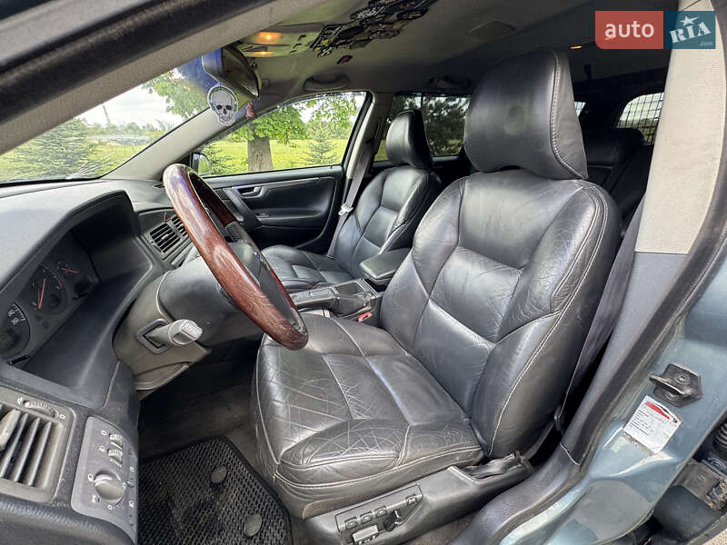 Універсал Volvo V70 2000 в Рівному