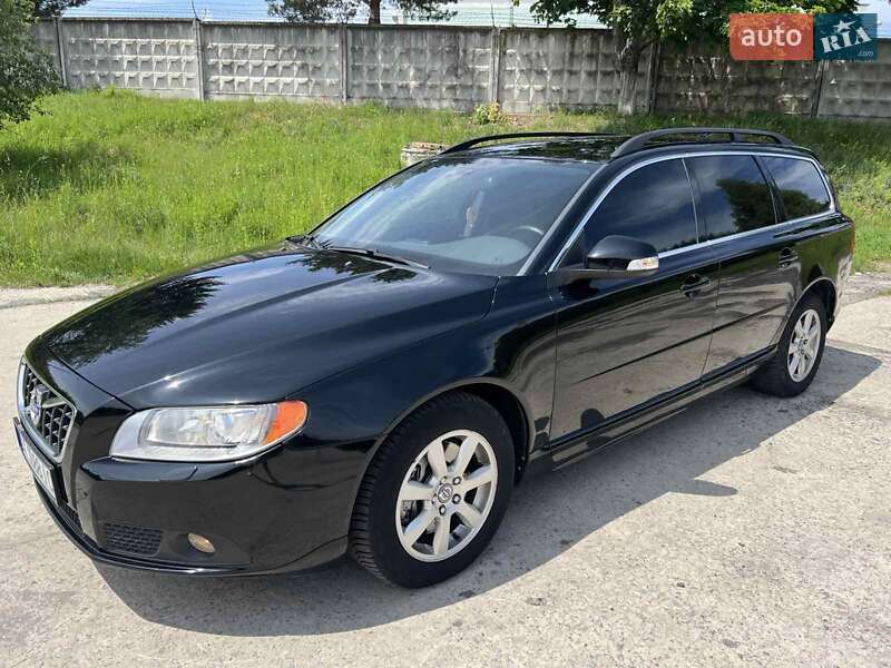 Универсал Volvo V70 2011 в 