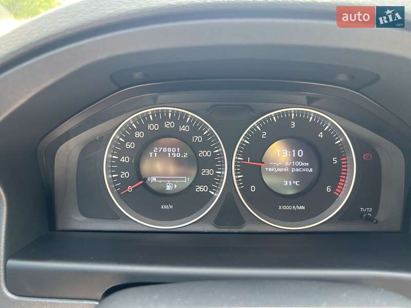 Універсал Volvo V70 2011 в Маневичах