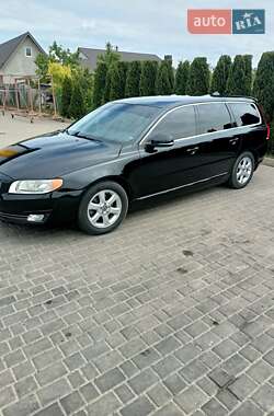 Универсал Volvo V70 2013 в 