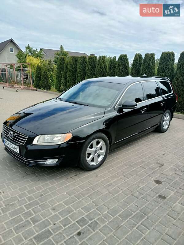 Универсал Volvo V70 2013 в 