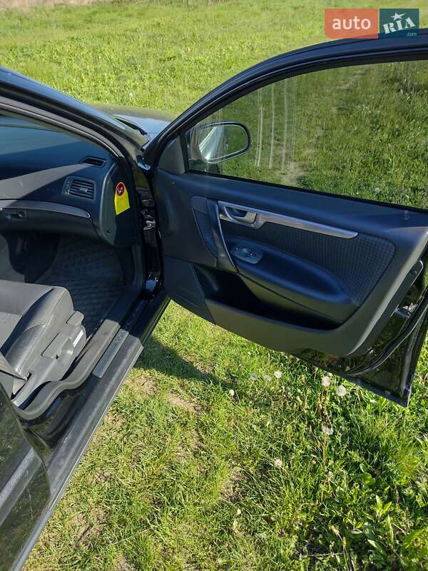 Универсал Volvo V70 2001 в Ужгороде