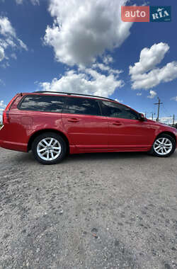 Универсал Volvo V70 2012 в 