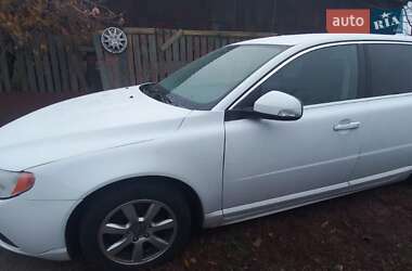 Универсал Volvo V70 2010 в 